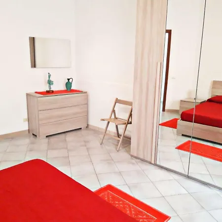 Red House بيت للعطل Càbras